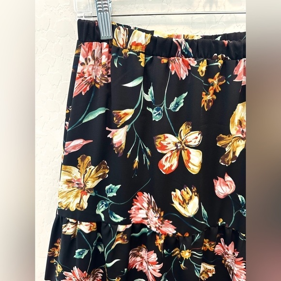 DOWNEAST | Black Romantic Floral Tiered Boho Peasant Midi Skirt | Medium - Picture 2 of 5